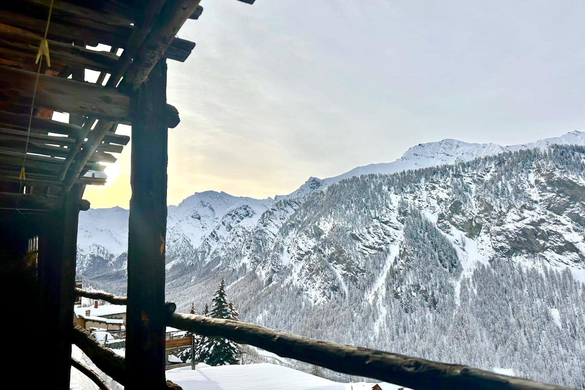 Casa-La Lobio Foot Of The Slopes Breathtaking Views 4P Lägenhet Saint-Vérand Exteriör bild