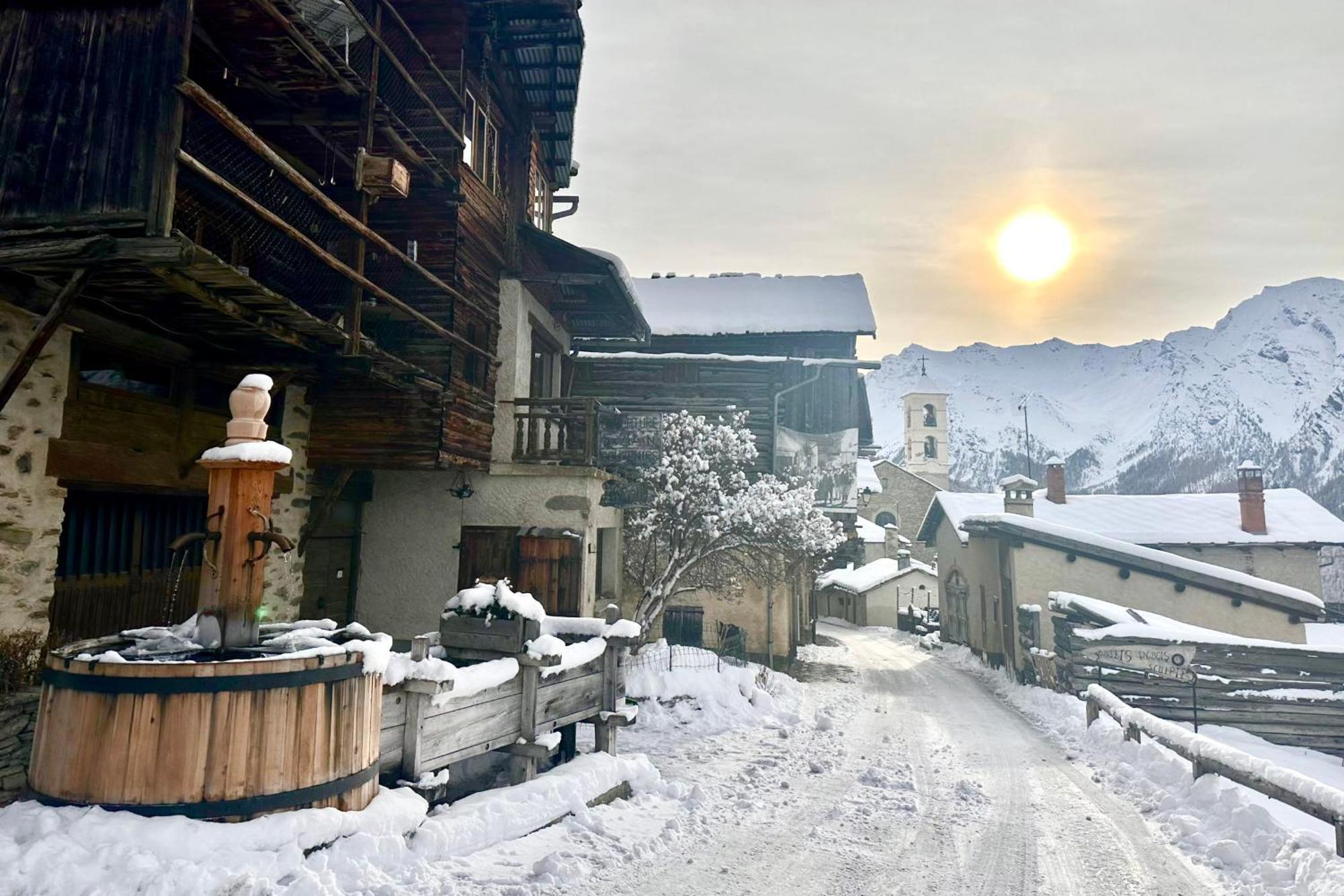 Casa-La Lobio Foot Of The Slopes Breathtaking Views 4P Lägenhet Saint-Vérand Exteriör bild