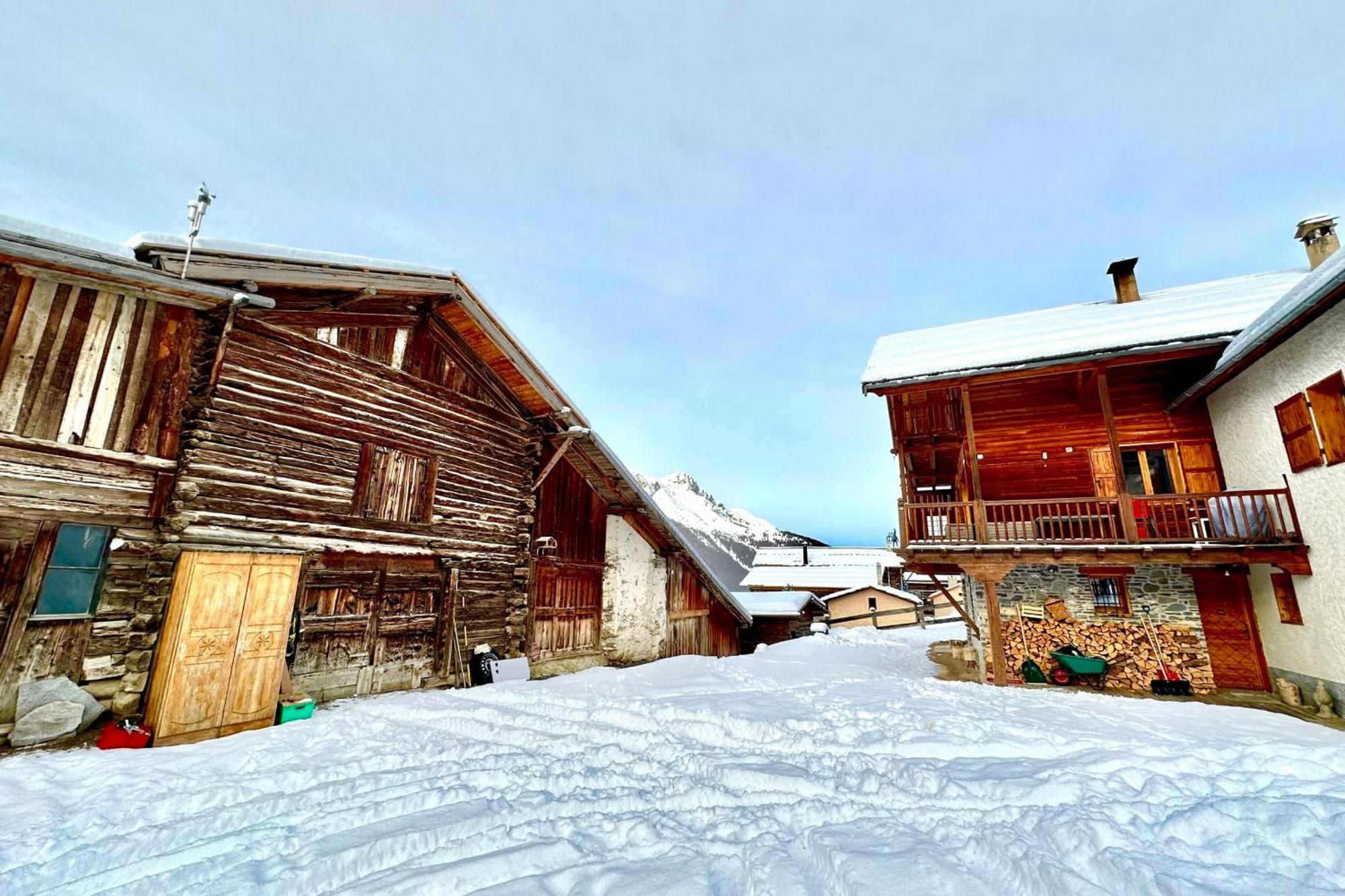 Casa-La Lobio Foot Of The Slopes Breathtaking Views 4P Lägenhet Saint-Vérand Exteriör bild