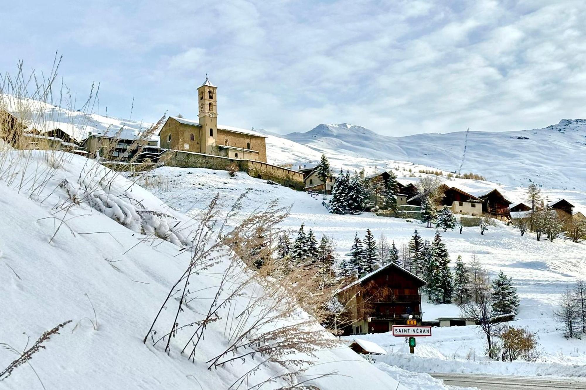 Casa-La Lobio Foot Of The Slopes Breathtaking Views 4P Lägenhet Saint-Vérand Exteriör bild