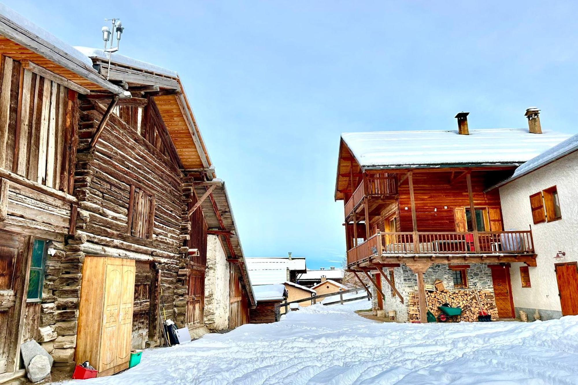 Casa-La Lobio Foot Of The Slopes Breathtaking Views 4P Lägenhet Saint-Vérand Exteriör bild