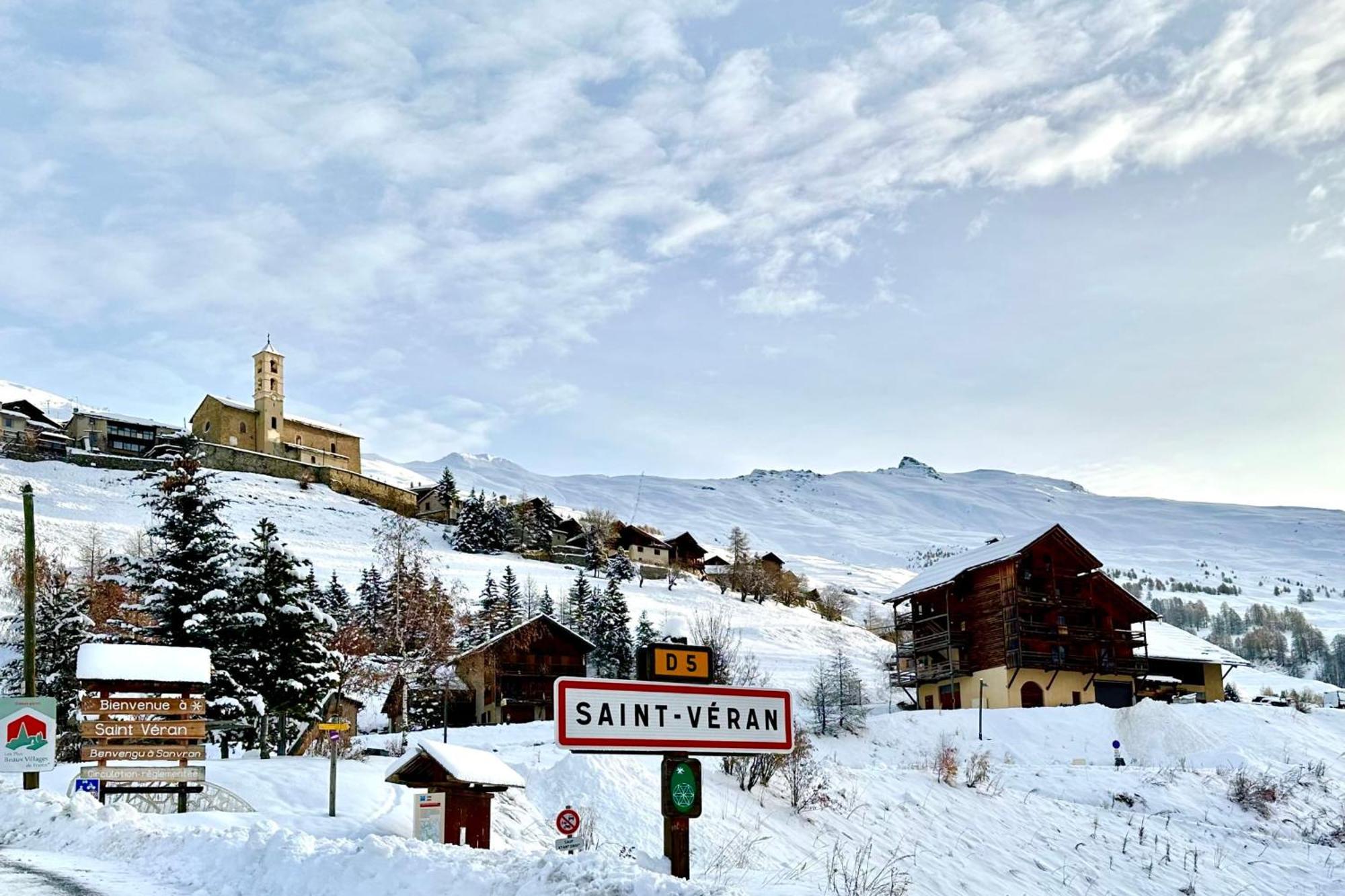Casa-La Lobio Foot Of The Slopes Breathtaking Views 4P Lägenhet Saint-Vérand Exteriör bild