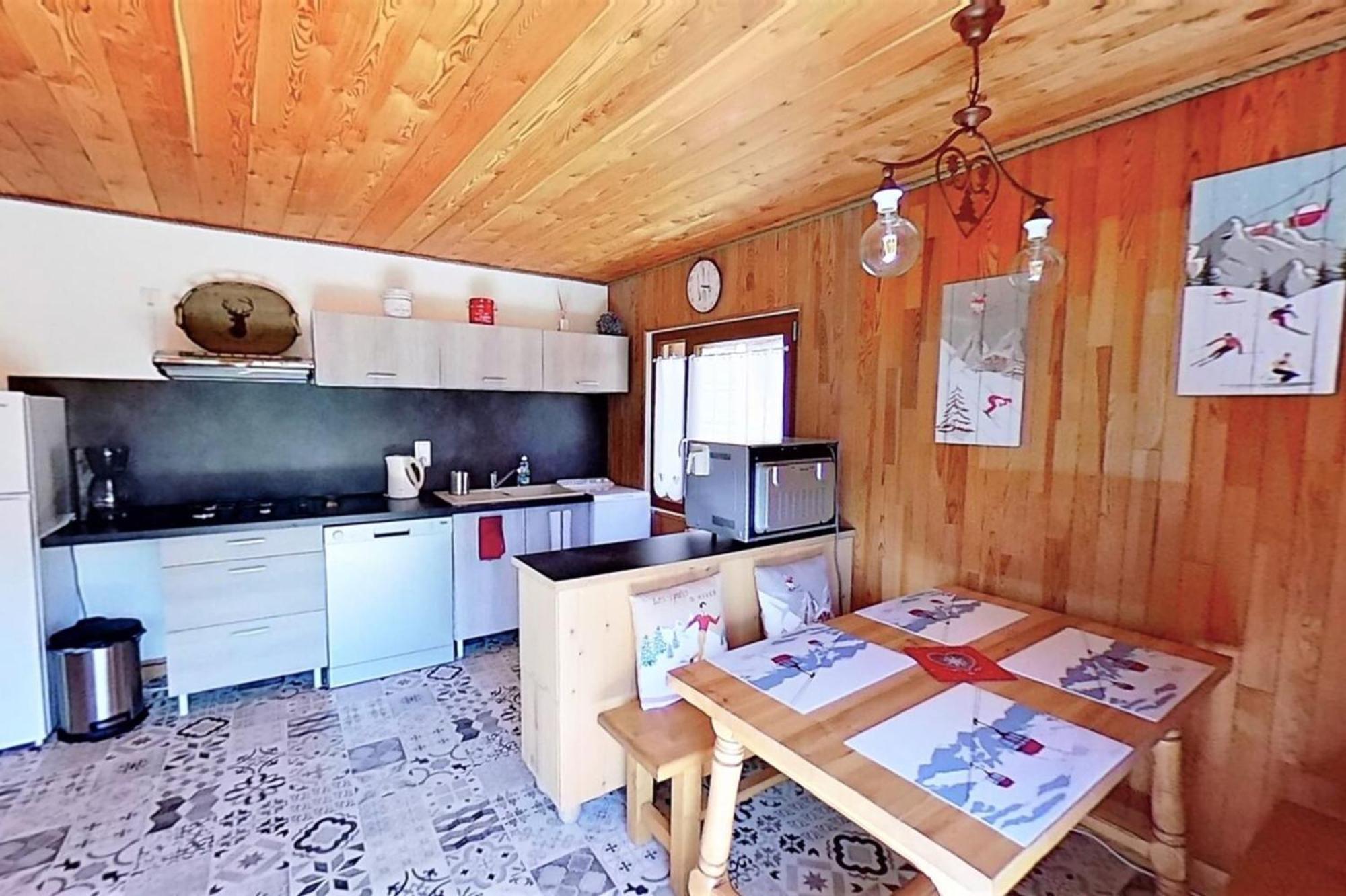 Casa-La Lobio Foot Of The Slopes Breathtaking Views 4P Lägenhet Saint-Vérand Exteriör bild