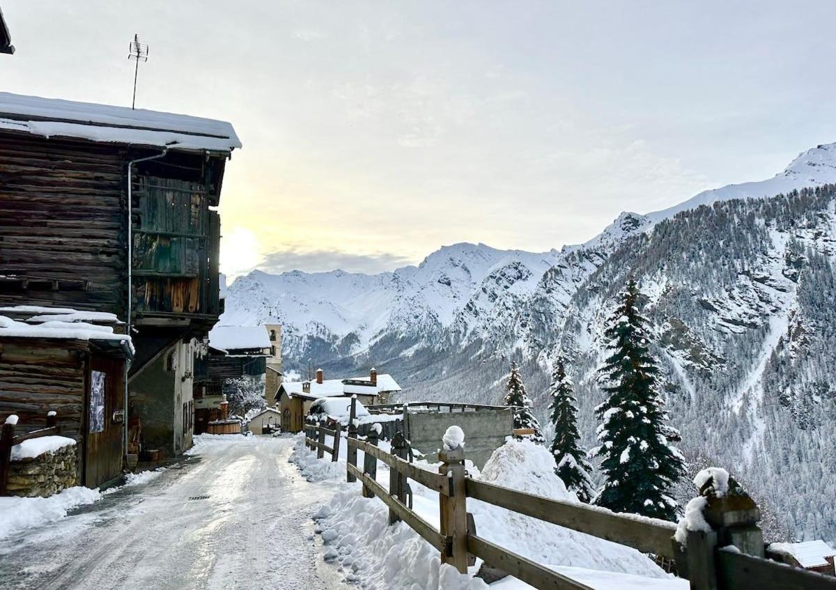 Casa-La Lobio Foot Of The Slopes Breathtaking Views 4P Lägenhet Saint-Vérand Exteriör bild