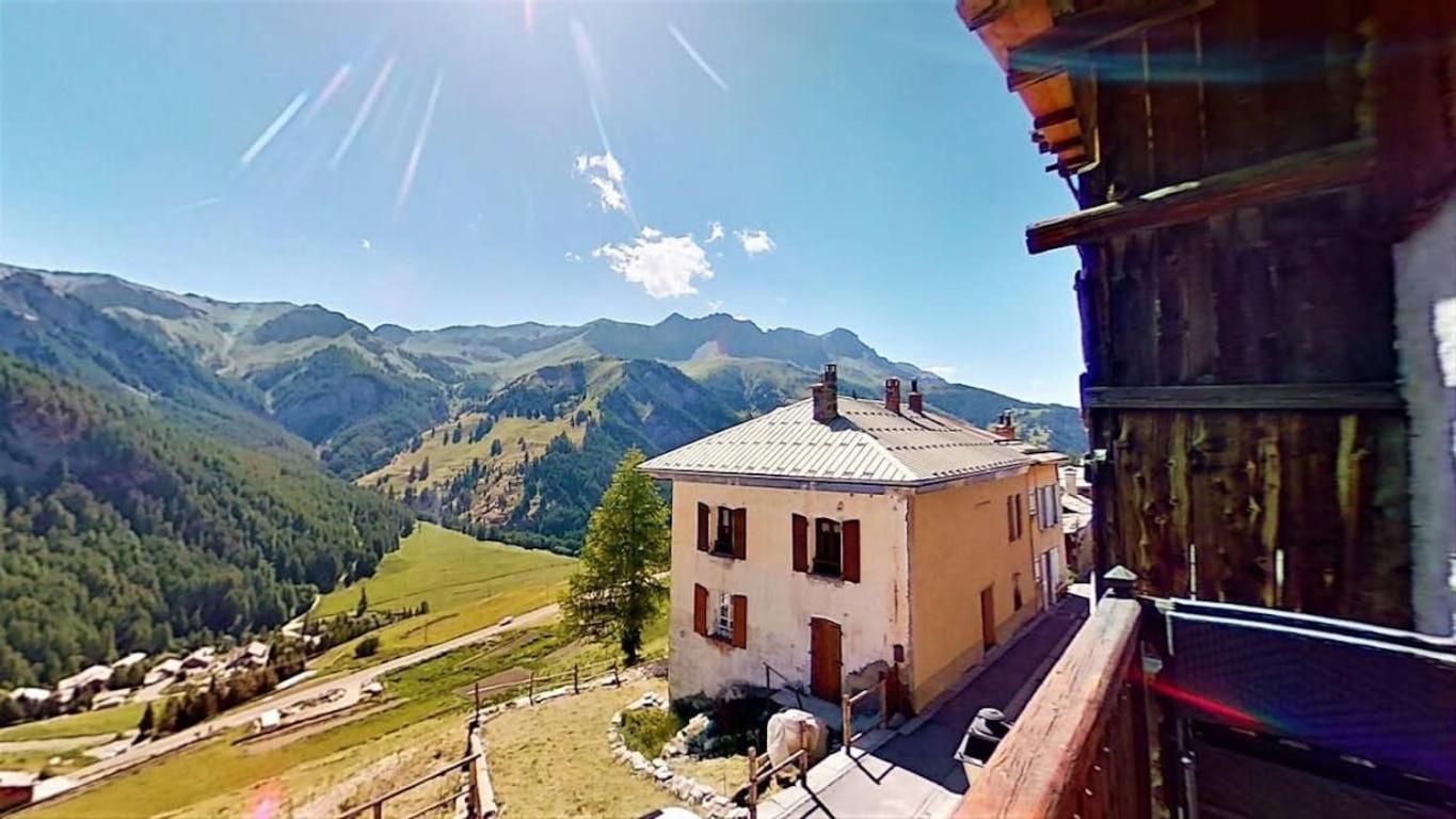 Casa-La Lobio Foot Of The Slopes Breathtaking Views 4P Lägenhet Saint-Vérand Exteriör bild